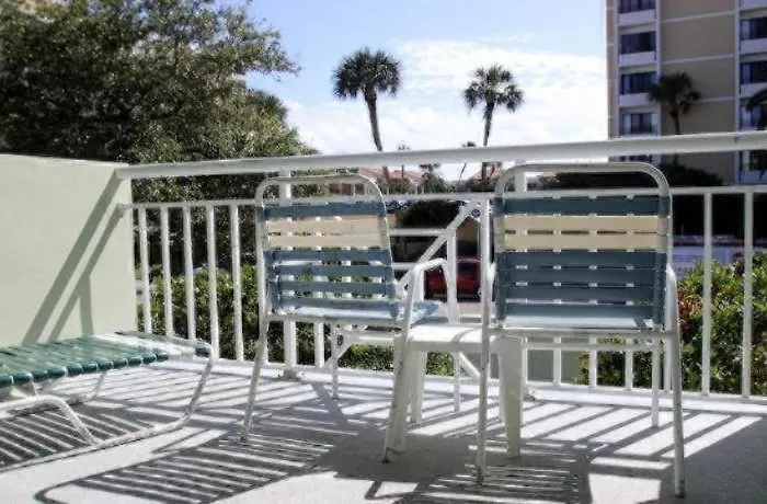 Motel Chart House And Marina 3*